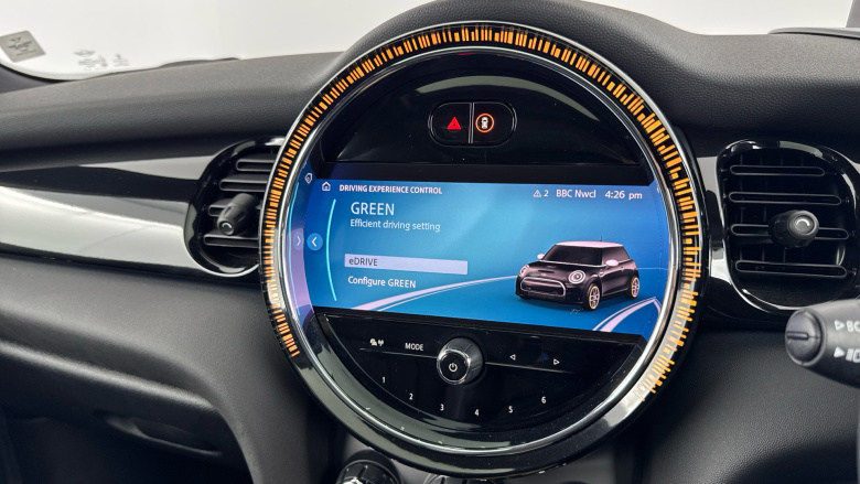 MINI Hatchback 135kW Cooper S Level 3 33kWh 3dr Auto Electric Hatchback